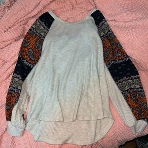 Ladies long sleeve sweater